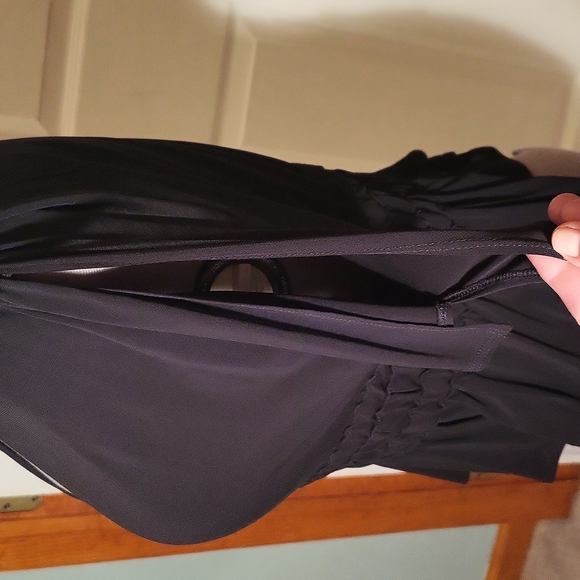 Max Studio Sexy Top - Picture 2 of 5